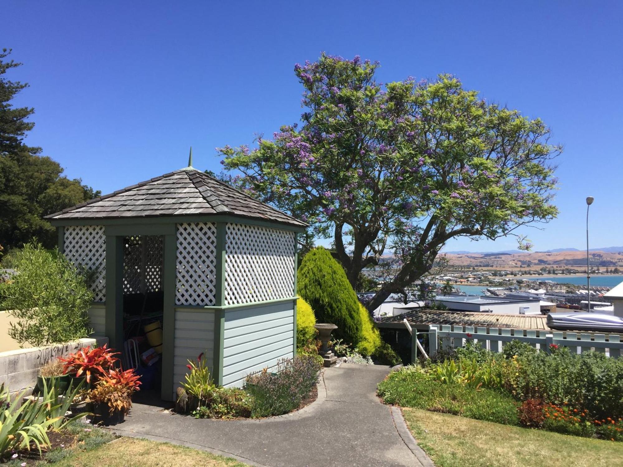 Jacaranda Lodge - Napier Hill Holiday Home Экстерьер фото