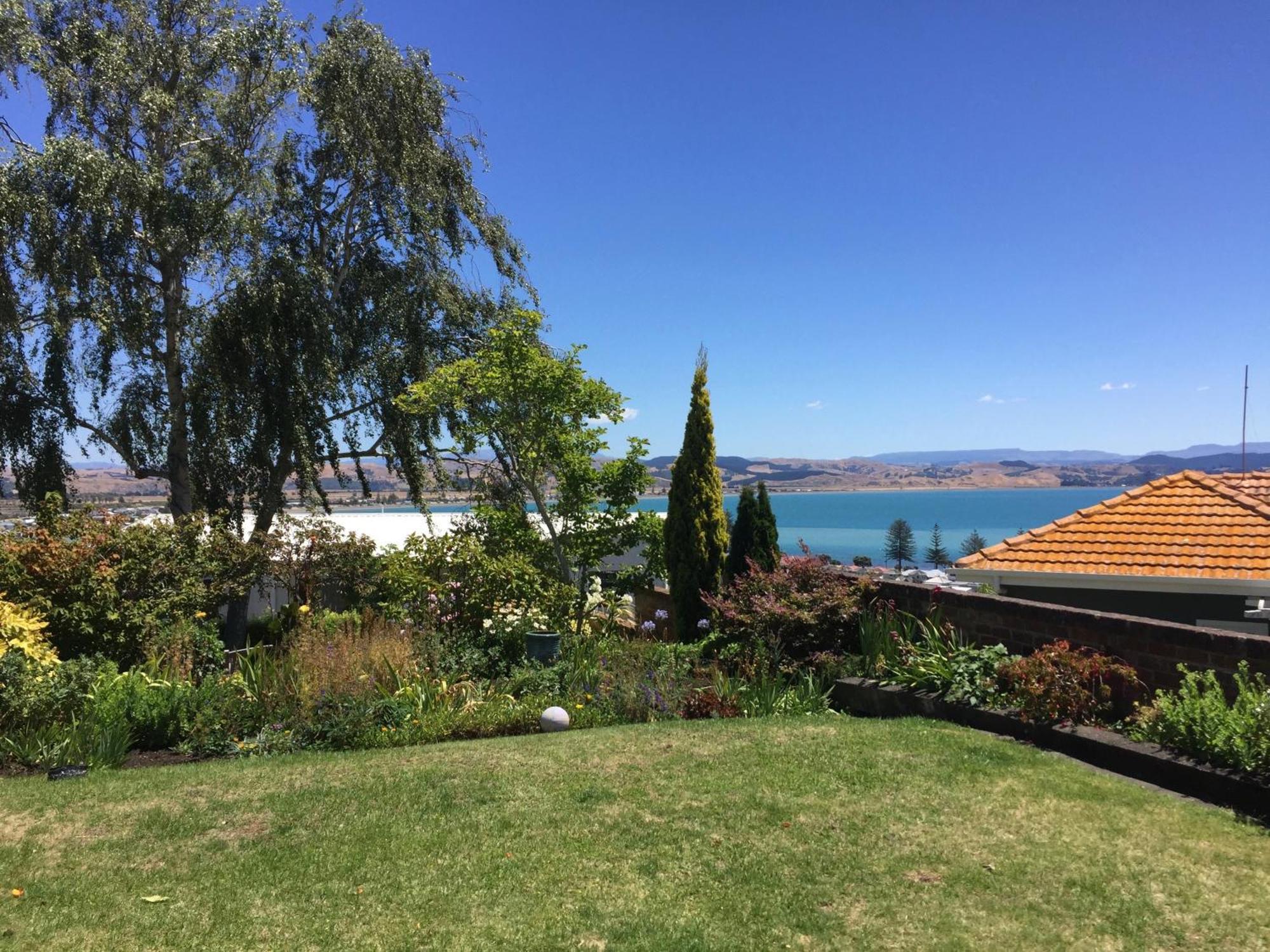Jacaranda Lodge - Napier Hill Holiday Home Экстерьер фото