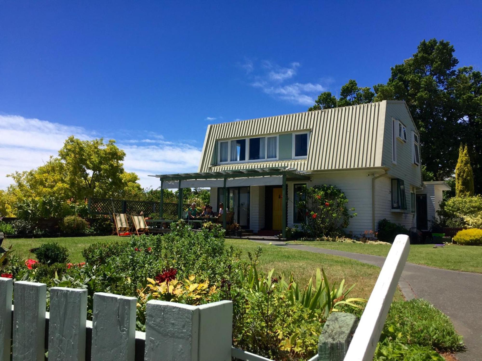 Jacaranda Lodge - Napier Hill Holiday Home Экстерьер фото